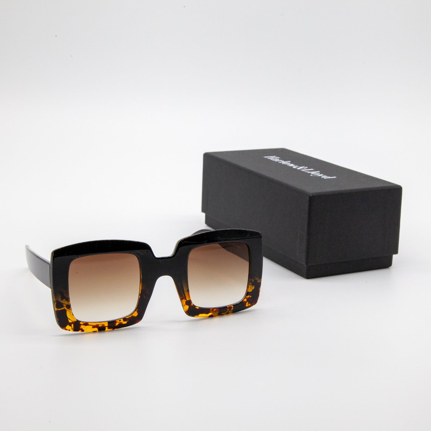 Aubrey Large Frame Sunglasses in Black Leopard