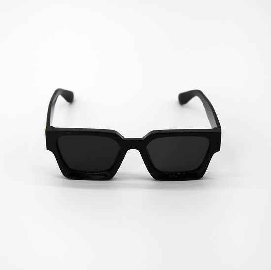 Load image into Gallery viewer, Emery Small Square Frame Sunglasses in Black
