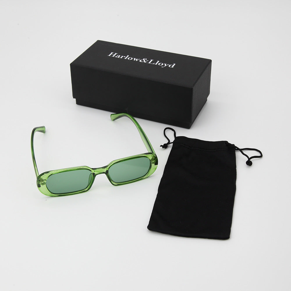 Nova Oval Sunglasses in Green