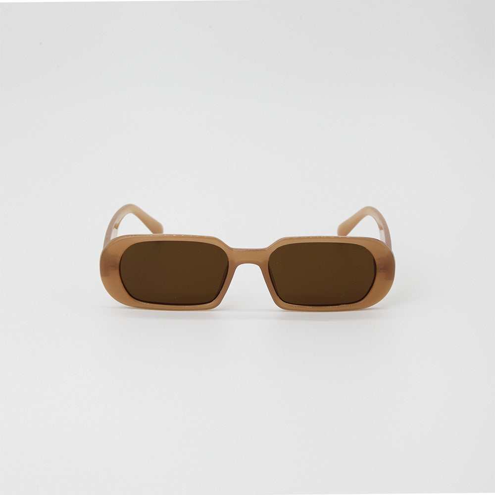 Nova Oval Sunglasses in Milk Tea