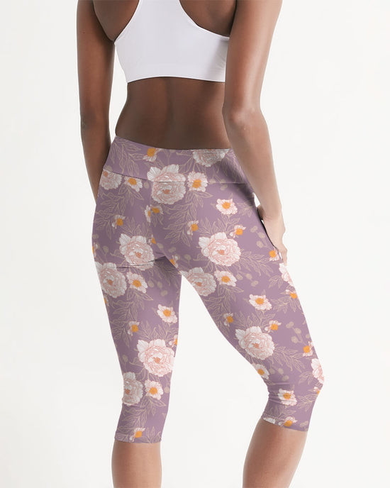 Orange Peonies Floral Rose Women's Mid-Rise Capri Leggings