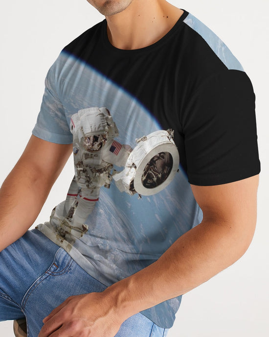 Astronaut in Space Men's Tee