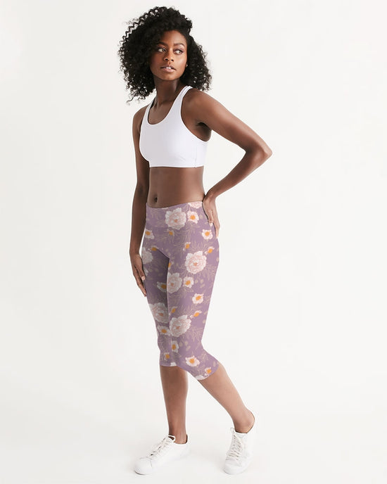 Orange Peonies Floral Rose Women's Mid-Rise Capri Leggings