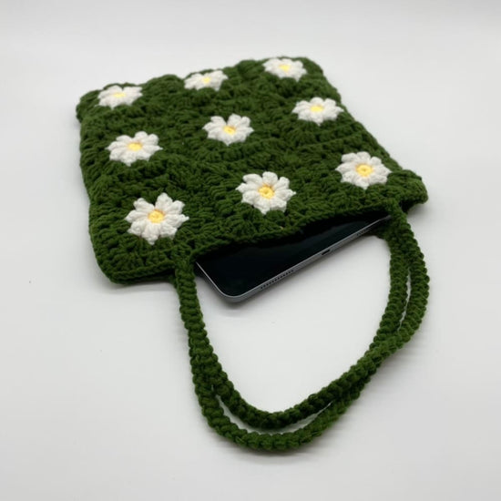 Daisy Crochet Bag in Green
