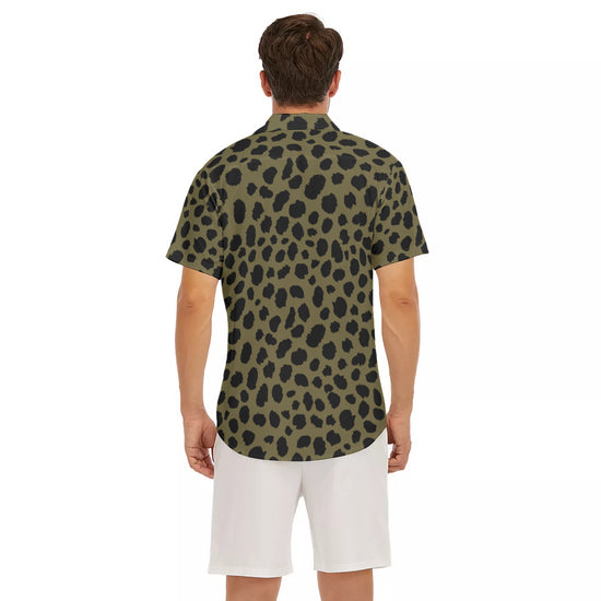 Cheetah Print V-Neck Short Sleeve Shirt in Sand