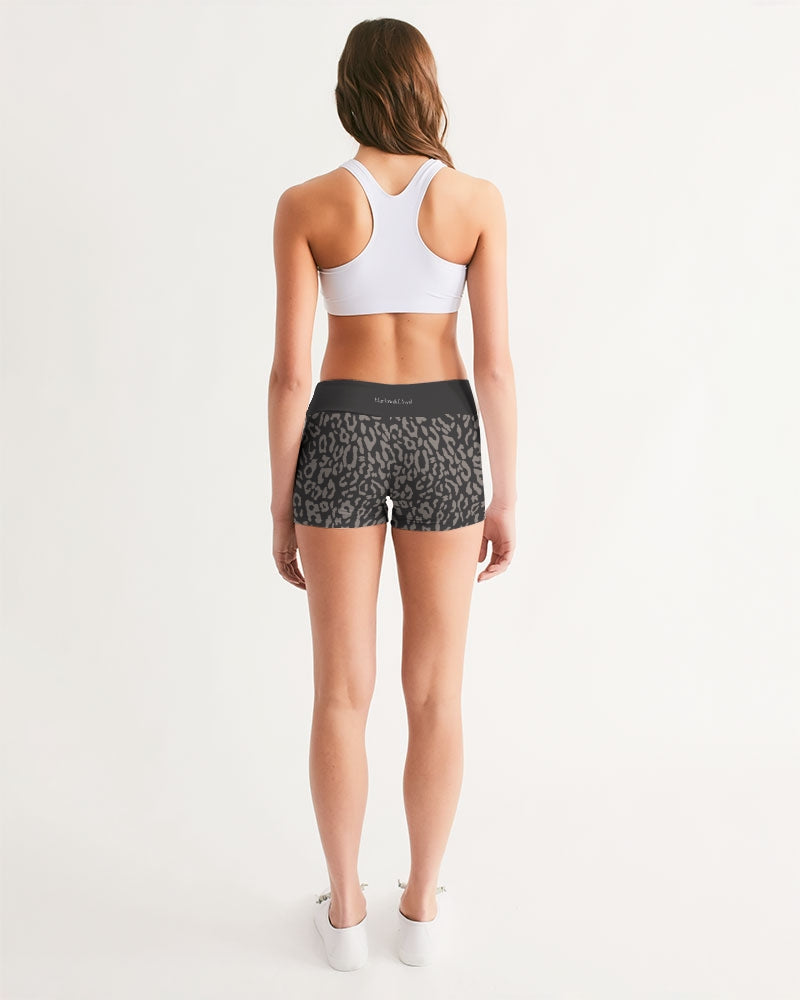 Leopard Pattern Women's Mid-Rise Yoga Shorts in Coal