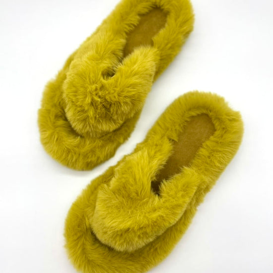 Crossover Fluffy Slippers in Chartreuse