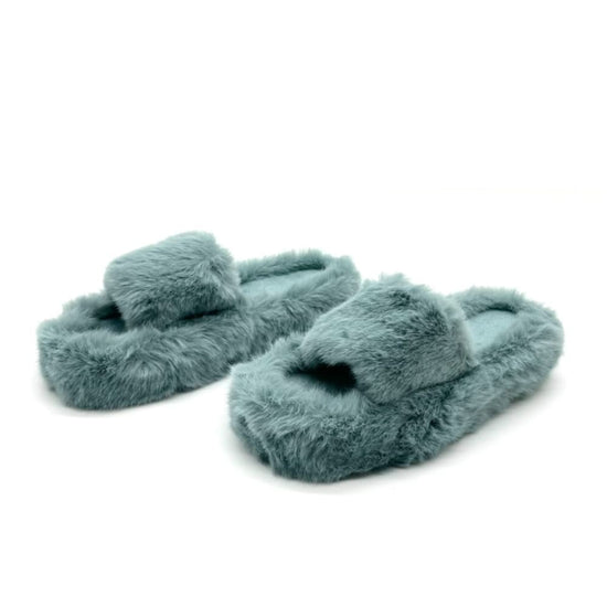 Fluffy Slippers in Sea Blue