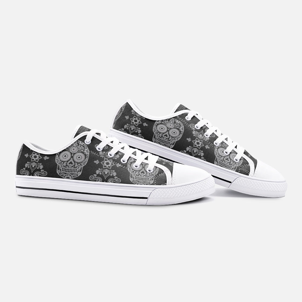 Load image into Gallery viewer, Black Skull Paisley Low Top Canvas Shoes
