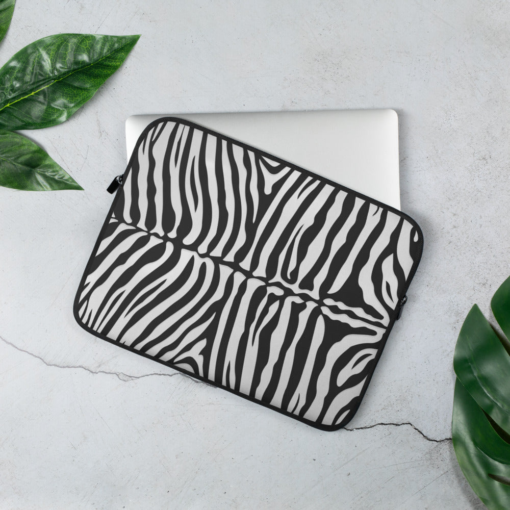 White Tiger Laptop Sleeve with Faux Fur Lining